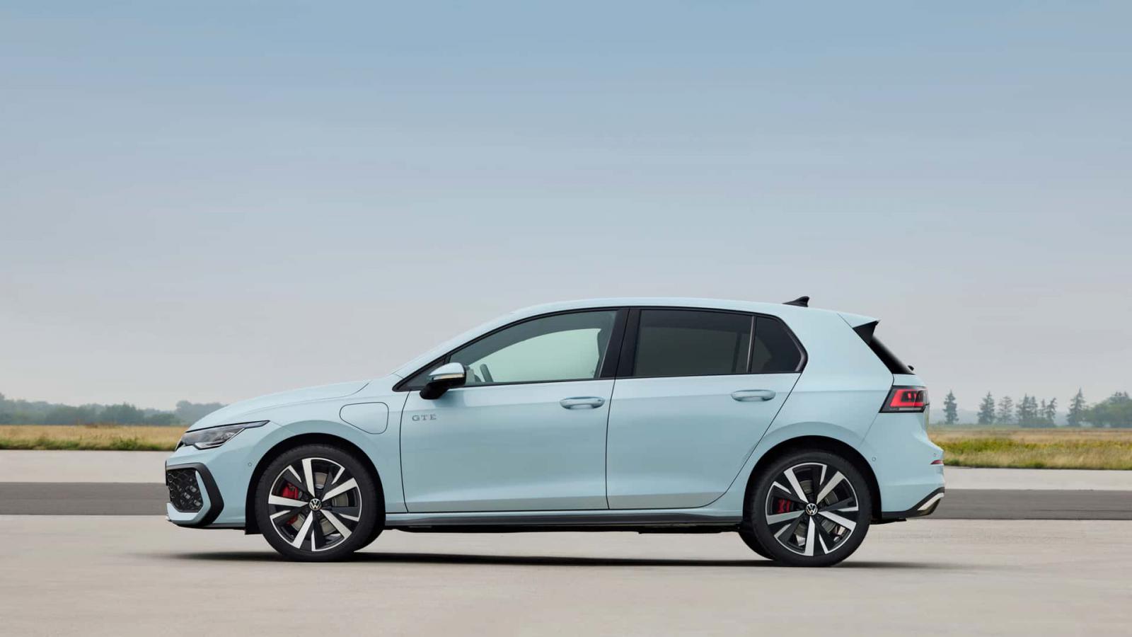 Επίσημο: Αυτό είναι το ανανεωμένο Volkswagen Golf